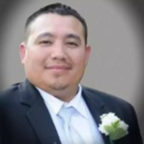 Oscar Perales